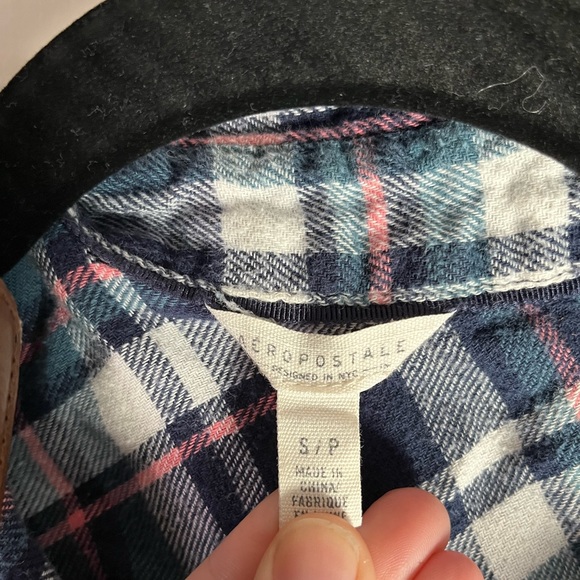 Aeropostale blue and pink plaid (flannel) button down shirt - Picture 2 of 5